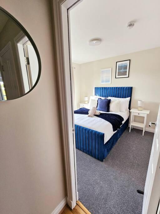 Modern 5 Bedroom Townhouse With Free Parking Glasgow Dış mekan fotoğraf