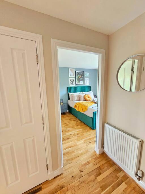 Modern 5 Bedroom Townhouse With Free Parking Glasgow Dış mekan fotoğraf